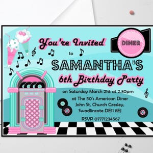 Invitaciones personalizadas retro de los años 50 American Diner Juke Box y sobres blancos