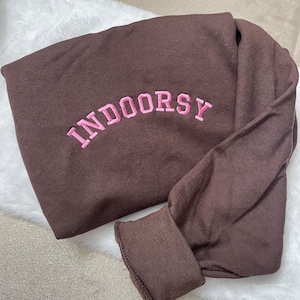 Indoorsy Embroidered Crewneck Sweatshirt: Y2K Introvert Style