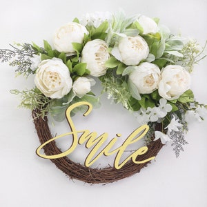 Corona de sonrisa, corona de despensa, corona de monograma, corona de letras de puerta principal, regalo personalizado hecho a mano, decoración navideña, corona de verano