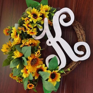 Sunflower Wreath, Farmhouse Wreath, Custom Wreath, Straw Decor, Summer Wreath, Fall Wreath, Unique Gift, Housewarming Gift