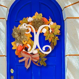 Corona de letras de puerta principal, letras A-Z personalizadas para corona, corona inicial, nombre de monograma, corona de otoño de 18, corona de granja con arpillera
