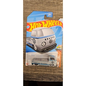 Hot Wheels HW Hot Trucks Volkswagon T2 Pickup -- ITEM #3249