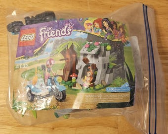 Lego Friends #41032 First Aid Jungle Bike.--  ITEM #1881