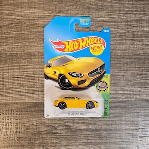 Hot Wheels &#39;15 Mercedes AMG GT -- ITEM #2109