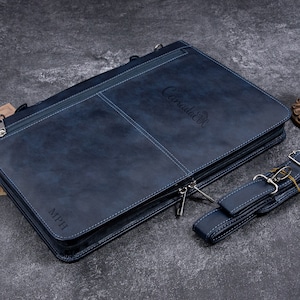 Sac à bandoulière réglable bleu foncé personnalisé pour ordinateur portable, portefeuille en cuir PU monogrammé 15 pouces, sac à main personnalisé avec nom, cadeau folio pour tampon juridique pour elle