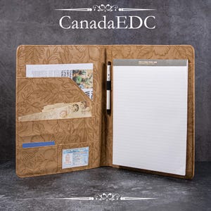 Grawerowany khaki PU Leather Padfolio, spersonalizowana okładka notatnika A4, biznesowy uchwyt na notatnik dla niej, spersonalizowane damskie folio, prezent na dzień matki