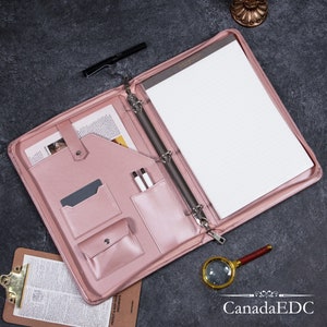 Portefeuille A4 personnalisé en cuir synthétique polyuréthane rose avec nom et logo, classeur à 3 anneaux en cuir, couverture de document en cuir, classeur, cadeau de remise des diplômes