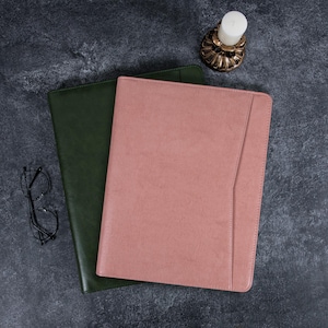 Portafolio de cuero vegano personalizado, soporte para computadora portátil de 13", estuche para bloc de notas o portafolios con cremallera A4, almacenamiento de documentos para mujeres, regalos personalizados para parejas