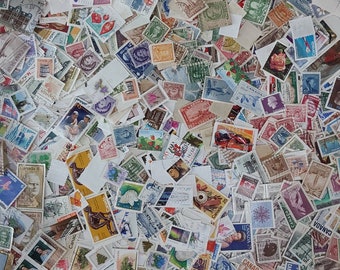 Canada Stamp Packs of 200, 350, 500, 750, 1,000 different (Used off paper/Mint) - Choose a Quantity