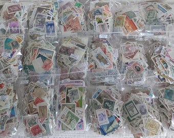 Paquetes de sellos mundiales de 500 diferentes (usados en papel/nuevos) - Elija una cantidad