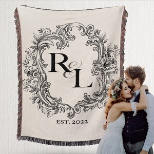 Coperta tessuta personalizzata &quot;Iniziali e anno&quot;, regalo di anniversario in cotone / Coperta da tiro regalo di nozze Coperta personalizzata per coppia per moglie marito