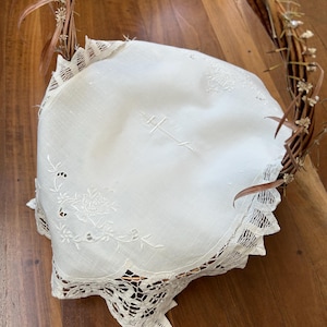VINTAGE Orthodox Cross Hand-Embroidered Pascha Basket Cover Cloth Lace Edge Easter Gift Bread Prosphora Greek Christian Cottage Antidoron