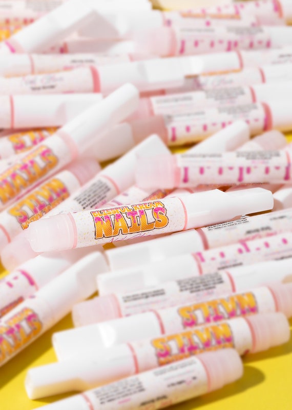 Super Strong Nail Glue