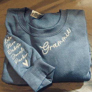 Custom Embroidered Grammie Sweatshirt with Kids Names on Sleeve, Personalized Grammie Embroidered Sweatshirt,Grandma Sweatshirt Grandma Gift