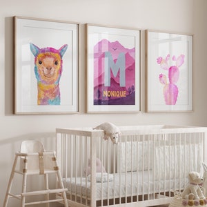 3er Set -Neon Alpaka Lama und Kaktus Druck für Baby Mädchen Kinderzimmer und Kinderzimmer Personalisierte Neugeborene Wand Kunst Poster, Blumen Kinderzimmer Drucke
