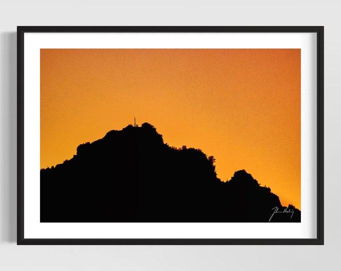 Contours • Lovely silhouette of a mountain in sunset
