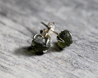 Raw Moldavite Gemstone Handmade 925 Sterling Silver Czech Moldavite Earring