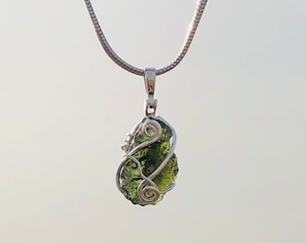 Genuine Moldavite Rough Pendant 100% Natural With Certified Gemstone From Czech Republic 925 Sterling Silver Handmade Designer Jewelry