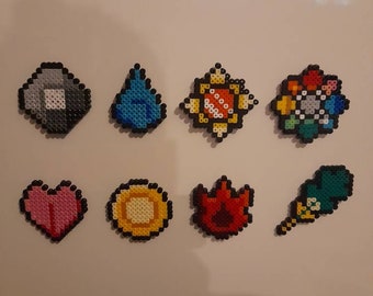 Badges de kanto aimantés / pokemon / décoration / perles hama / perles à repasser