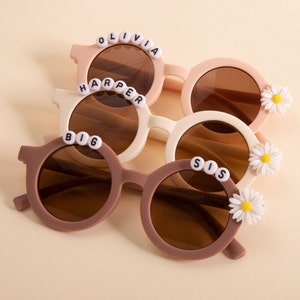 Personalized Daisy sunglasses|Custom Baby Gift|Personalized Flower Girl Proposal Gift|Toddler Birthday Gift|UV Protection With Leather Case