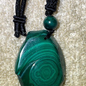 Exquisite Malachite Necklace- HIGH QUALITY. 0.9 oz unisex