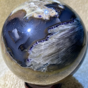HIGH QUALITY - Volcano Agate Sphere with strong uv reaction - 1 LB. 5.7 oz or 614g - 78mm