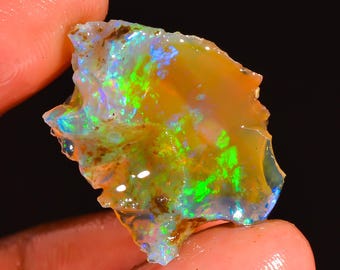 Natural Ethiopian Opal Rough Stone, Dry Ethiopian Opal Raw Crystal, 24X18X9 mm 12 Carat Opal Gemstone Welo Fire Opal For Making Jewelry