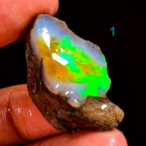 Opale éthiopienne naturelle, pierre brute, cristal brut sec d'opale d'Éthiopie, opale de feu Welo, pierre précieuse de feu, opale éthiopienne pour la fabrication de bijoux