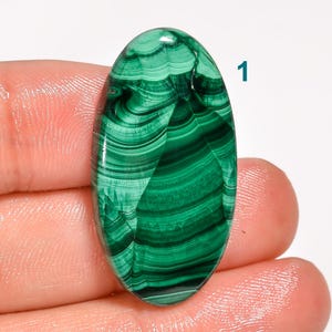 Pietra preziosa naturale di malachite, pietra preziosa sciolta di malachite geniale, pietra portafortuna, pietra di malachite, cabochon di malachite, cristallo per realizzare gioielli