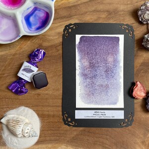 Handgemachte vegane Aquarellfarbe - 404 Favia [PR233, PB29]