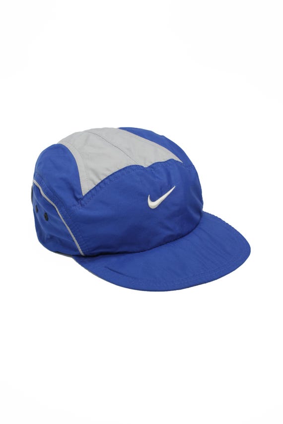 Nike 2000s Vintage Clima-fit 3M Reflective Soft Peak Running Nike 2000s Vintage Clima-fit 3M Reflective Soft Peak Running
