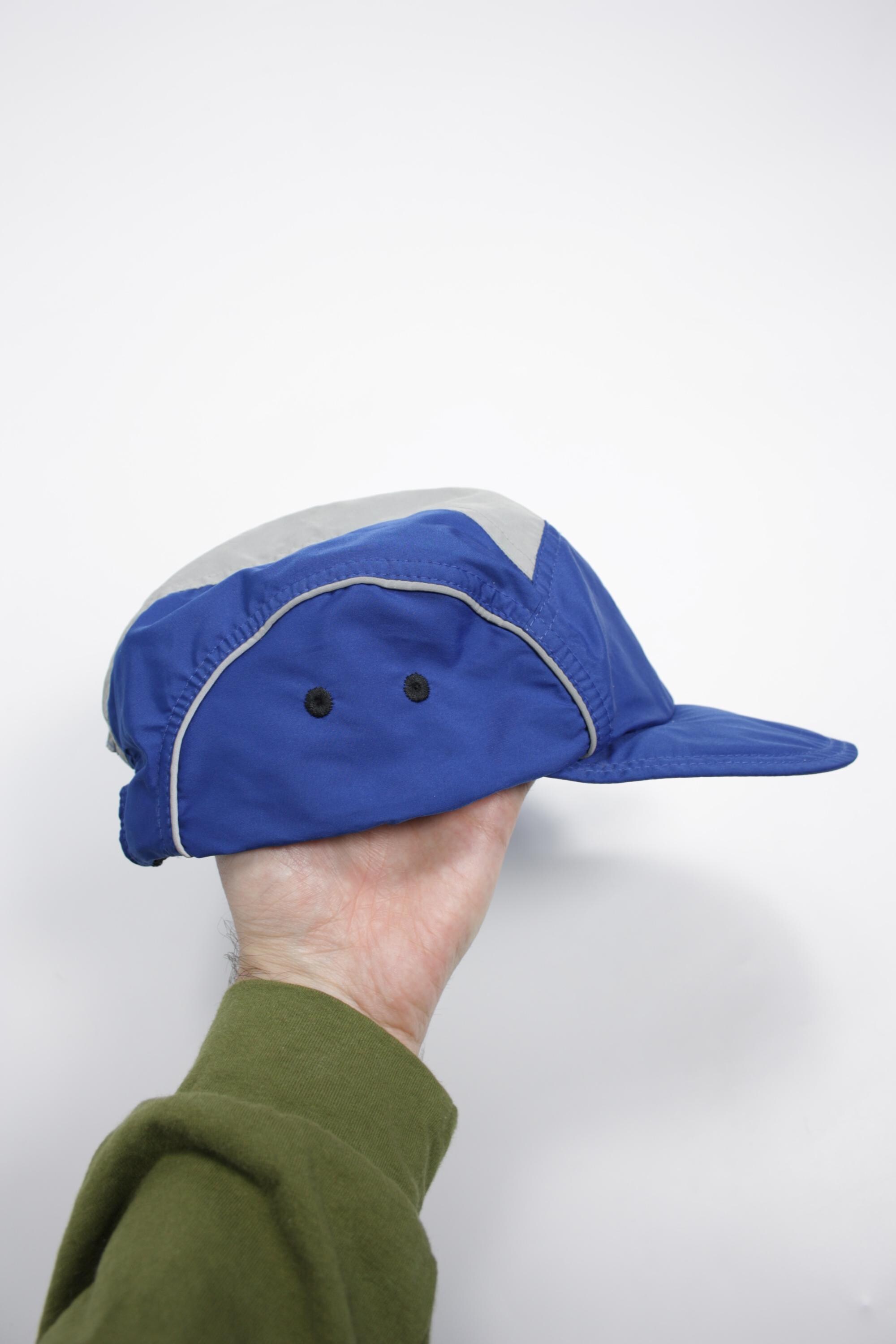 Nike 2000s Vintage Clima-fit 3M Reflective Soft Peak Running