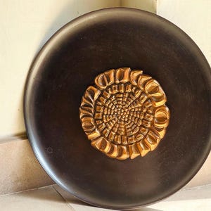 Brutalist Bronze Wall Hanging Relief – Modernist Sculptural Floral Metal Art Plate – Hungarian MCM Industrial Metalwork 1970s Gift Idea