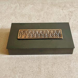Mid-Century Bronze Copper Trinket Box – Brutalist Geometric Relief – 1970s Handcrafted Keepsake – MCM Hungarian Metal Art Gift
