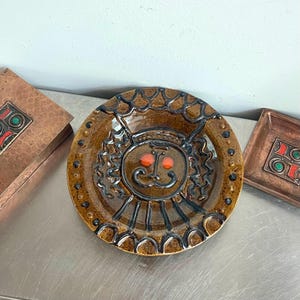 Vintage 1960s Hungarian Glazed Ceramic Wall Art – Signed Plate with King Portrait – Mid Century Modern Handmade Pottery Plaque Tray