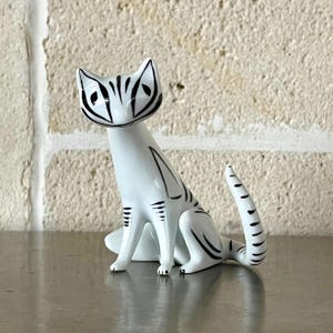 Cat Figurine Modern Vintage Black White Art Deco Sculpture Minimalist Style Ceramic Kitty Hand Painted Cat Lover Gift For Cat Mom
