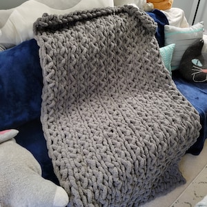 Throw Blanket twisted knit pattern Hand Knit Chunky Chenille