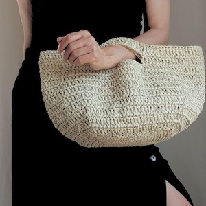 Crochet PATTERN, Caprie Classic Tote Bag Pattern, Raffia Tote Purse, Easy Straw Basket Handbag Tutorial, Woven Summer Purse, Gift for Her