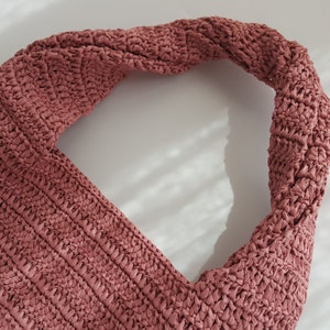 Häkelanleitung Alice Twisted Handle Häkeltasche, Schultertasche aus Raffia, einfache Handtaschen-Anleitung, Sommertasche aus Strohgeflochtenem Stroh, Geschenk für Sie