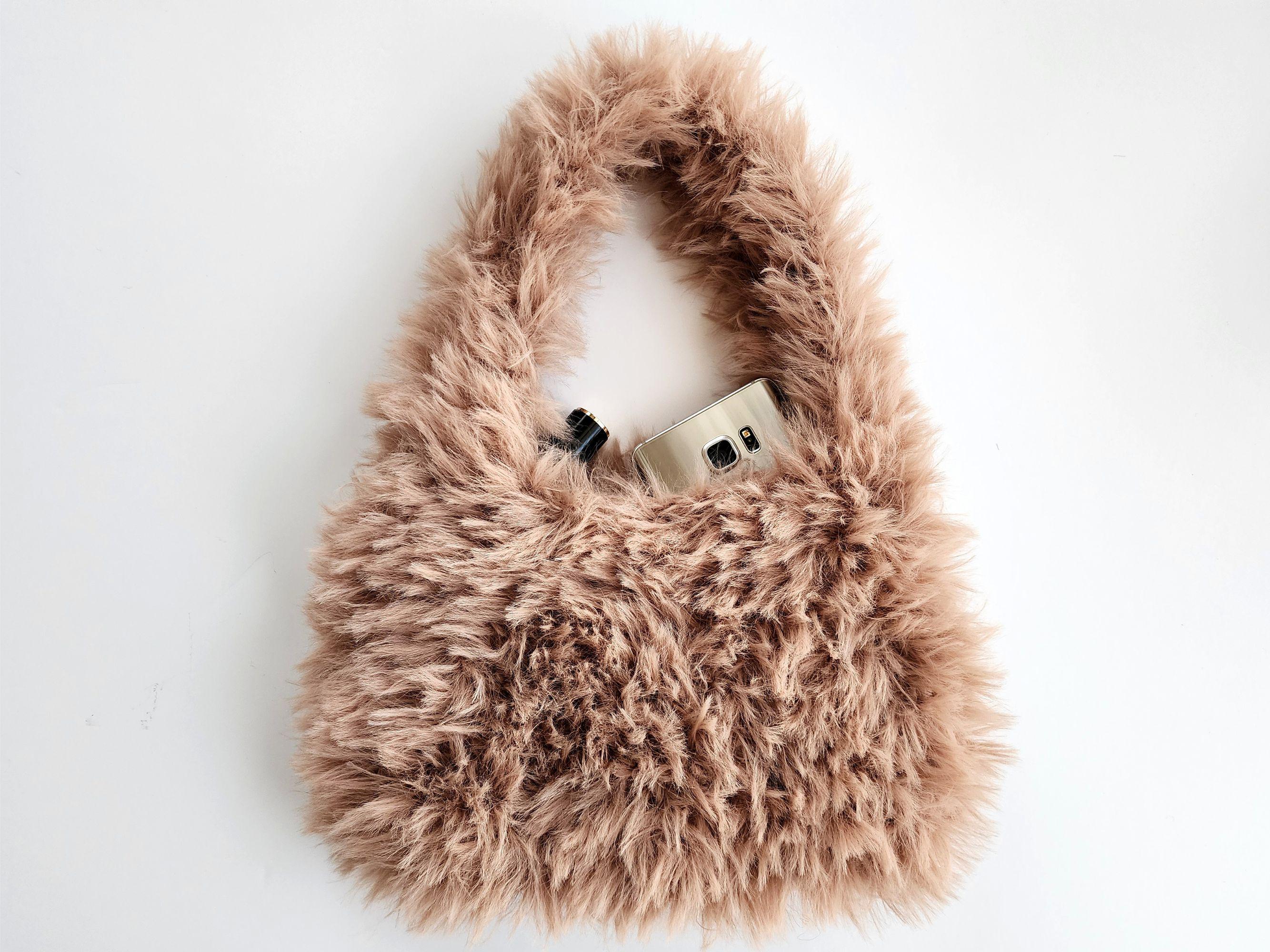 Crochet PATTERN, Lulu Fluffy Hobo Bag Pattern, Furry Party/wedding
