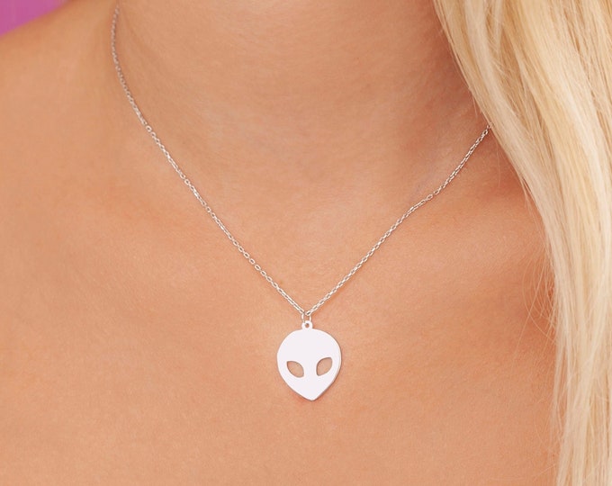 Silver Alien Face Necklace, Tiny Alien Necklace, UFO Necklace, Alien Jewelry, Outer Space Jewelry, Alien Head Necklace, Alien Charm