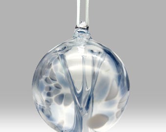 Bola colgante de árbol de la vida hecha a mano (8 cm) de Nobilé Glassware