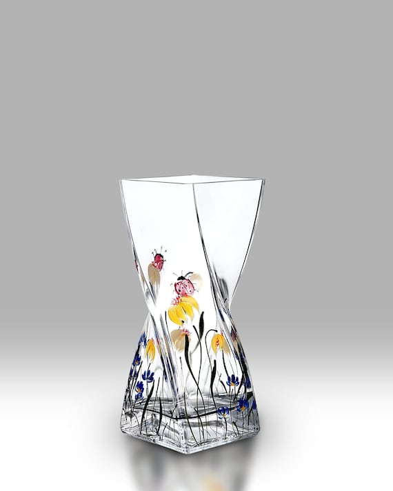 Cottage Garden Collection - 20cm Twist Vase by Nobile Glassware