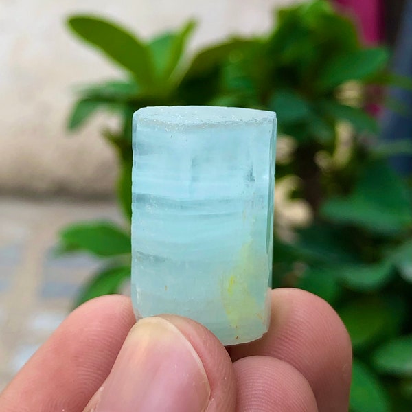 17.7 Grams Natural Beautiful Aquamarine Complete Crystal from Pakistan