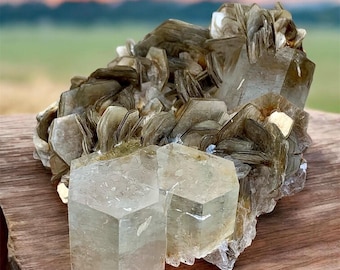 Beautiful Amazing Aquamarine Crystals on Muscovite Combine Specimen, Minerals, Gemstones, 300 Carats.