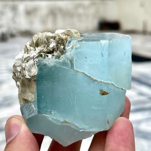 1665 Carats Beautiful and Natural Terminated Sky Blue  Aquamarine Crystal on Muscovite Specimen