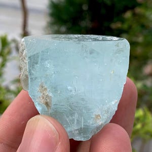 Gorgeous Natural Terminated Aquamarine Crystal with Muscovite Specimen,Minerals,Gemstones. 73 Grams.