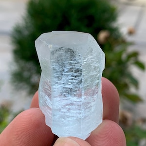 Gorgeous Aquamarine Transparent and Terminated Crystal from Nagar Valley Pakistan. Gemstone, gems , minerals/ 20 Grams