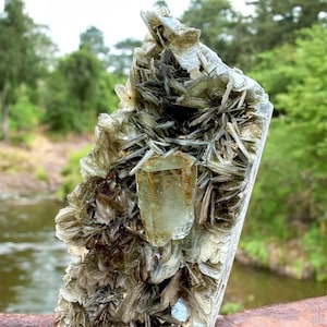 Natural Terminated Aquamarine Crystal with Muscovite Specimen, Minerals, Gemstones/ 1190 Carats.