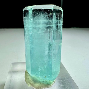 125 Carats Beautiful High Quality Sky Blue Aquamarine Transparent Crystal from Shigar Valley . Gemstone, gems , minerals.